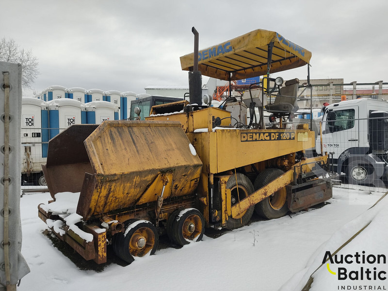 Demag DF 120 P - مدادة الأسفلت: صورة 2 Demag DF 120 P - مدادة الأسفلت: صورة 2