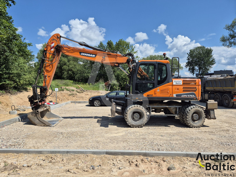 Doosan DX 170 W-5 - حفارة دولاب: صورة 2 Doosan DX 170 W-5 - حفارة دولاب: صورة 2