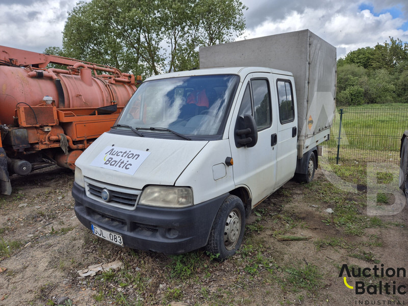 Fiat Ducato - شاحنة ستارة جانبية: صورة 1 Fiat Ducato - شاحنة ستارة جانبية: صورة 1