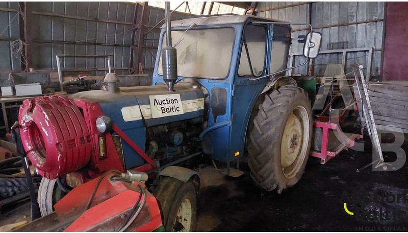 Ford  - جرار: صورة 1 Ford  - جرار: صورة 1