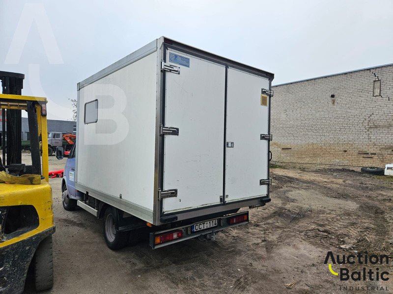 GAZ Gaz 3302 - شاحنة مغلقة الصندوق: صورة 3 GAZ Gaz 3302 - شاحنة مغلقة الصندوق: صورة 3