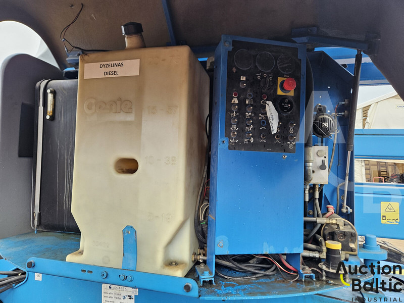 شاحنة ذراع مفصلي Genie Z 60/34: صورة 17