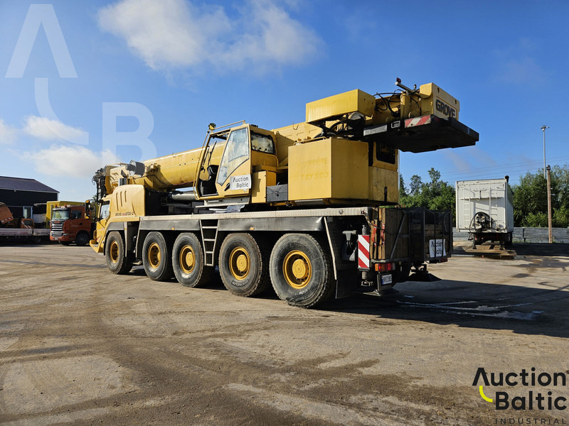 Grove GMK 5130-2 - رافعة لجميع التضاريس: صورة 4 Grove GMK 5130-2 - رافعة لجميع التضاريس: صورة 4