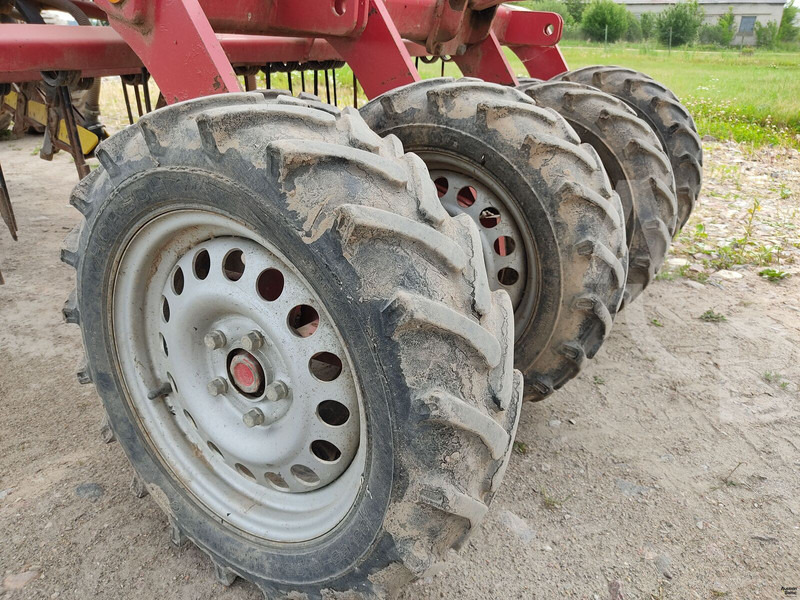 Horsch 6-CO - آلة البذار متعددة الوظائف: صورة 5 Horsch 6-CO - آلة البذار متعددة الوظائف: صورة 5
