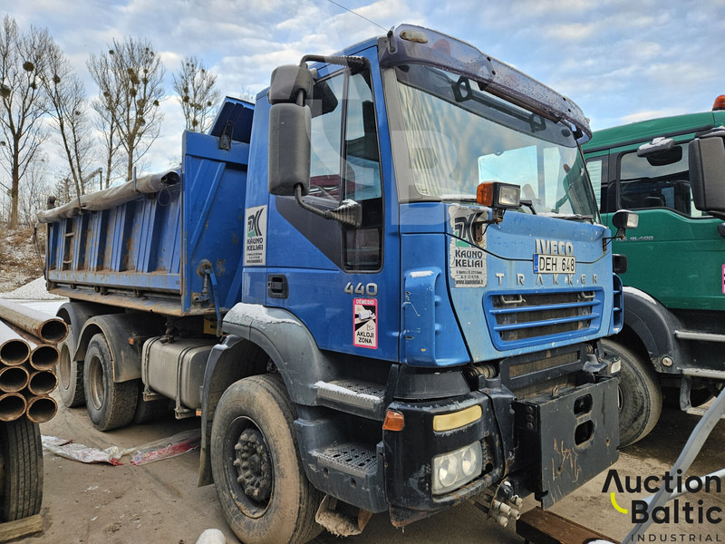 Iveco 260 E44 - شاحنة قلاب: صورة 2 Iveco 260 E44 - شاحنة قلاب: صورة 2