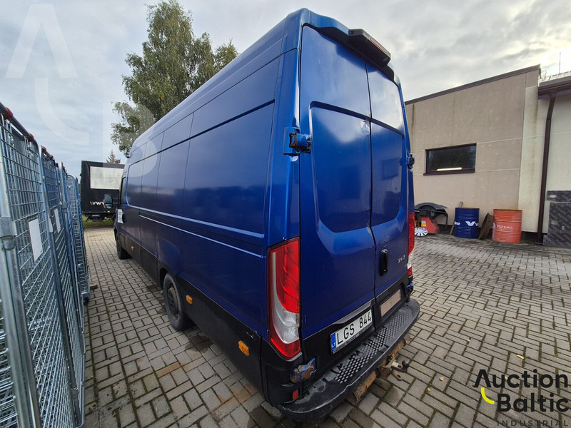 Iveco 35S17 - فان: صورة 4 Iveco 35S17 - فان: صورة 4