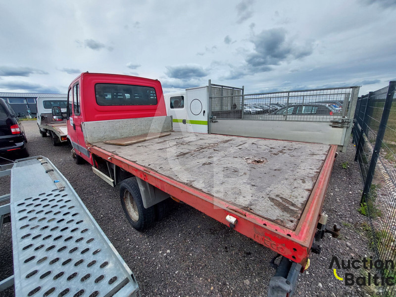Iveco 50C18 - شاحنات مسطحة: صورة 3 Iveco 50C18 - شاحنات مسطحة: صورة 3