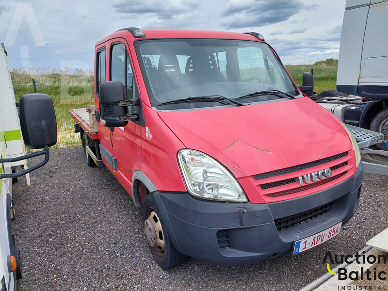 Iveco 50C18 - شاحنات مسطحة: صورة 2 Iveco 50C18 - شاحنات مسطحة: صورة 2
