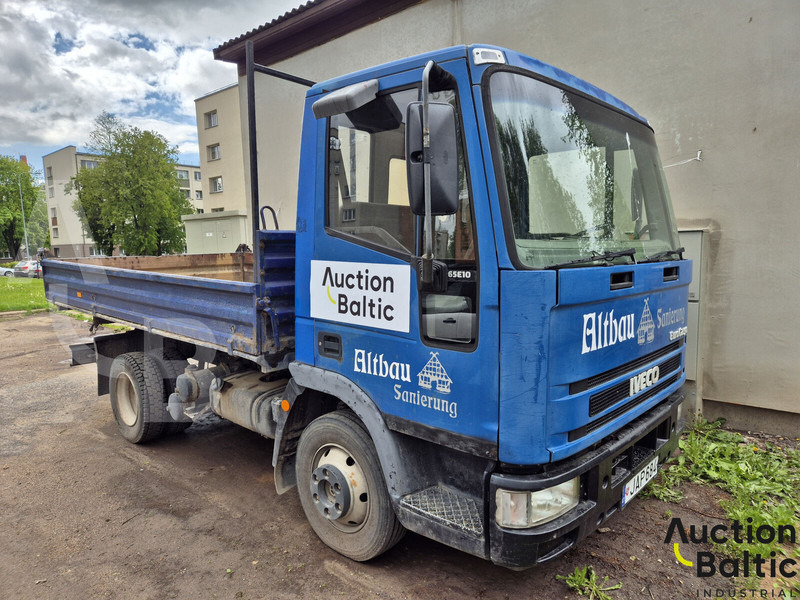 Iveco 65E10 - شاحنة قلاب: صورة 1 Iveco 65E10 - شاحنة قلاب: صورة 1