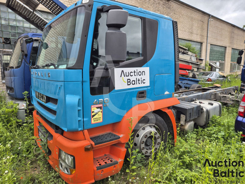 Iveco AT190S42/FP CT - شاحنة هيكل كابينة: صورة 1 Iveco AT190S42/FP CT - شاحنة هيكل كابينة: صورة 1