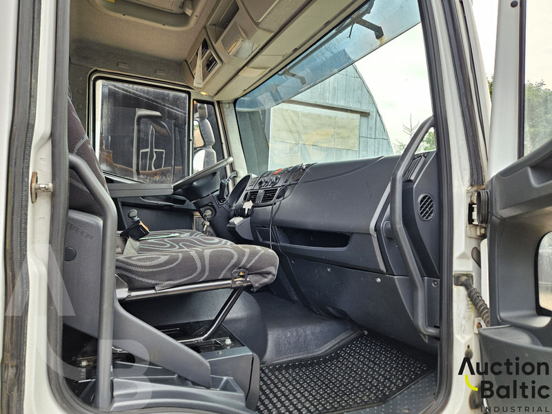 شاحنة مقفلة Iveco Eurocargo 150E23: صورة 9