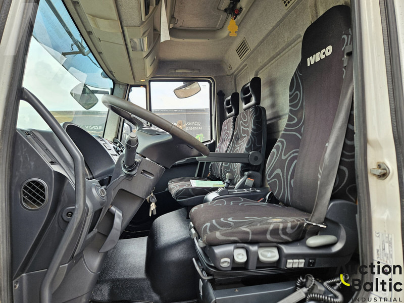 شاحنة مقفلة Iveco Eurocargo 150E23: صورة 7