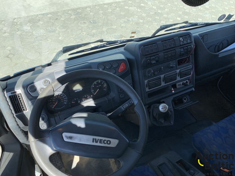 شاحنات مسطحة Iveco ML 120E22: صورة 7