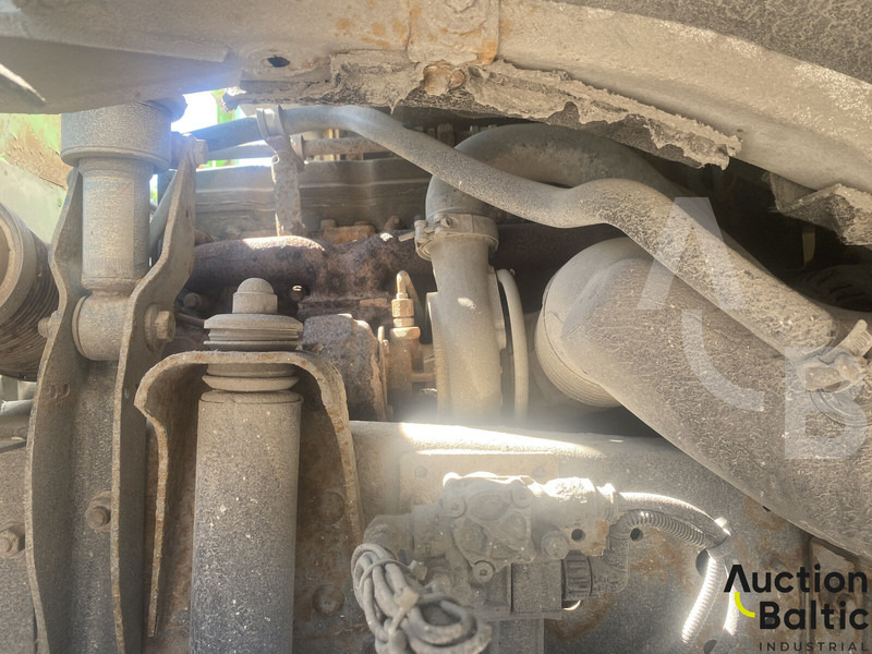 شاحنات مسطحة Iveco ML 120E22: صورة 12
