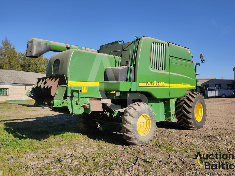John Deere 9450 - حصادة موحَّدة: صورة 3 John Deere 9450 - حصادة موحَّدة: صورة 3