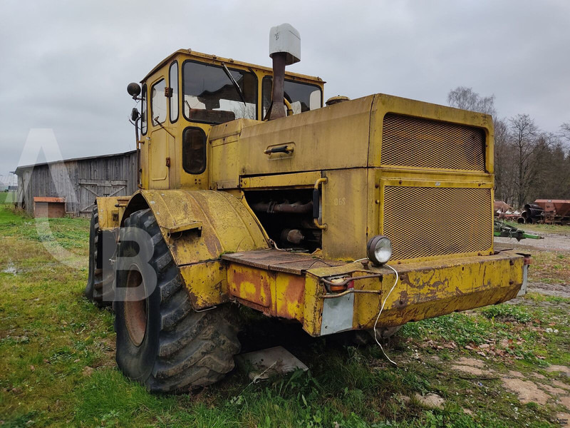 KIROVETS K 701 - جرار: صورة 2 KIROVETS K 701 - جرار: صورة 2