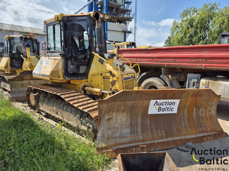 Komatsu D51 - جرافة: صورة 1 Komatsu D51 - جرافة: صورة 1