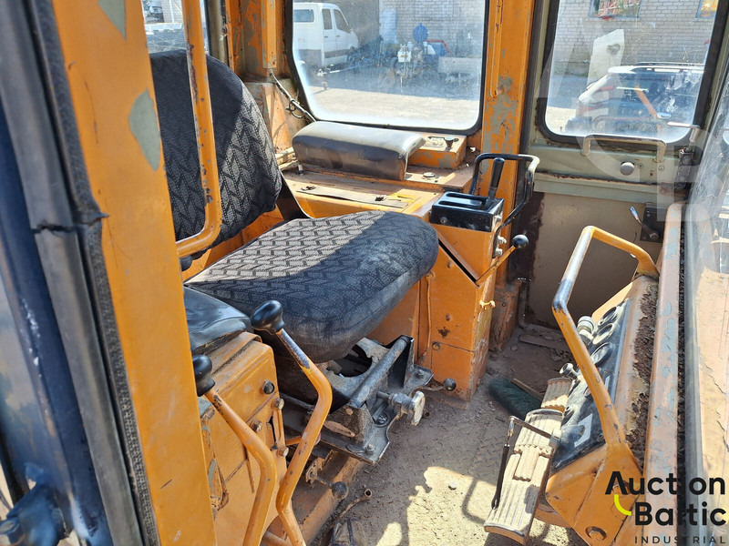 Komatsu D57S-1 - اللودر المجنزر: صورة 5 Komatsu D57S-1 - اللودر المجنزر: صورة 5
