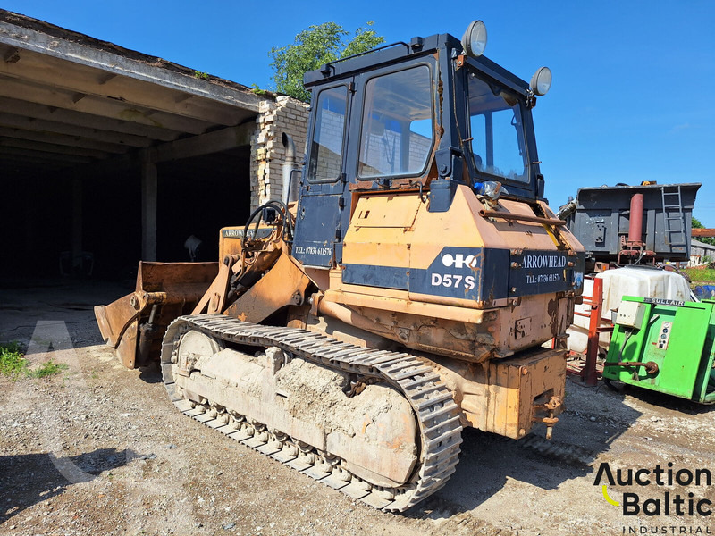 Komatsu D57S-1 - اللودر المجنزر: صورة 2 Komatsu D57S-1 - اللودر المجنزر: صورة 2