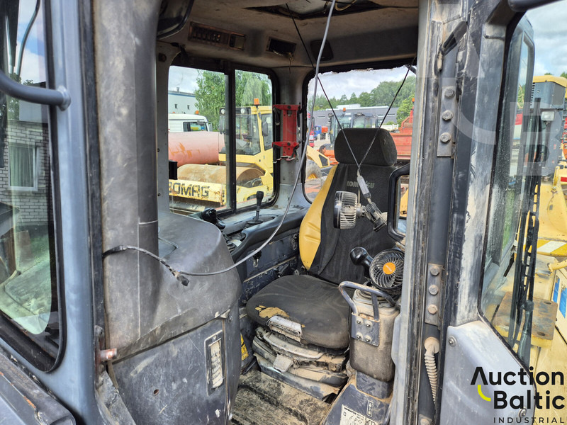 Komatsu D61EX-15 - جرافة: صورة 5 Komatsu D61EX-15 - جرافة: صورة 5