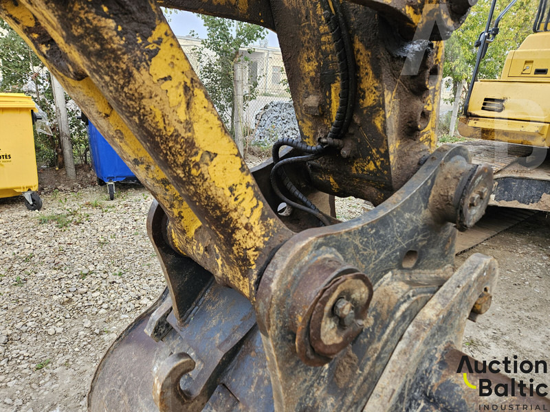 حفار زحاف Komatsu PC210LC-11: صورة 16