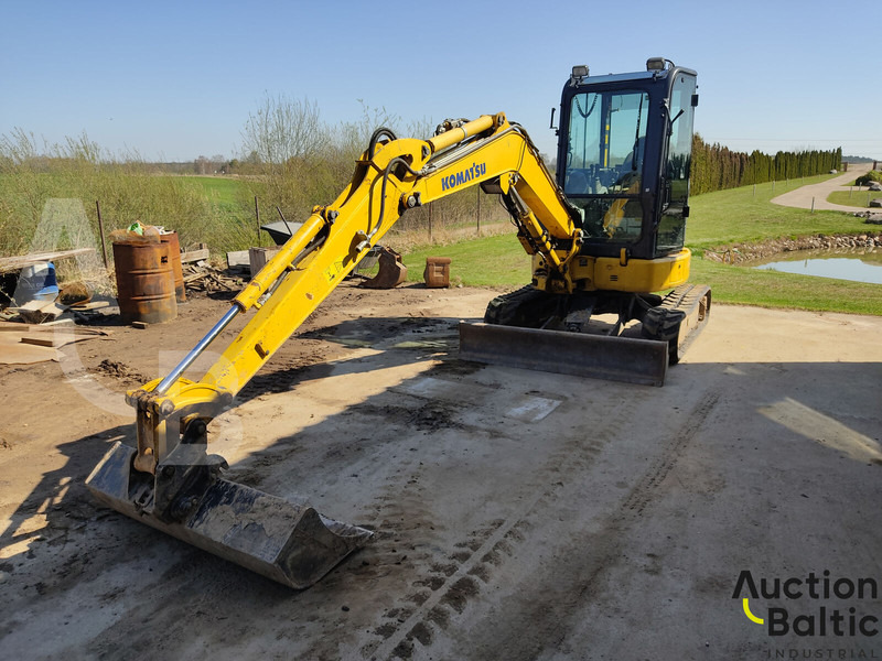 Komatsu PC35MR-5 - حفارة مُصَّغرة: صورة 1 Komatsu PC35MR-5 - حفارة مُصَّغرة: صورة 1