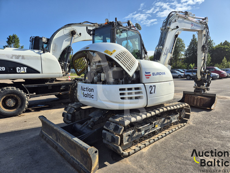 Komatsu PC80MR-3 - حفارة مُصَّغرة: صورة 4 Komatsu PC80MR-3 - حفارة مُصَّغرة: صورة 4