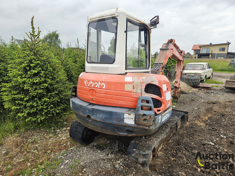 Kubota KX 121-3 - حفارة مُصَّغرة: صورة 4 Kubota KX 121-3 - حفارة مُصَّغرة: صورة 4