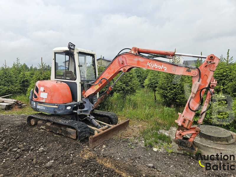 Kubota KX 121-3 - حفارة مُصَّغرة: صورة 2 Kubota KX 121-3 - حفارة مُصَّغرة: صورة 2