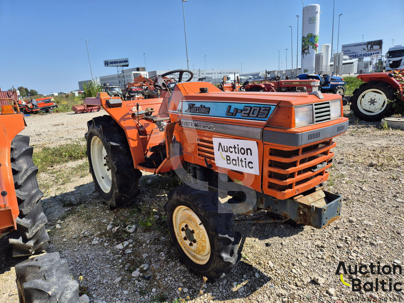 Kubota L1-205D - جرار: صورة 2 Kubota L1-205D - جرار: صورة 2