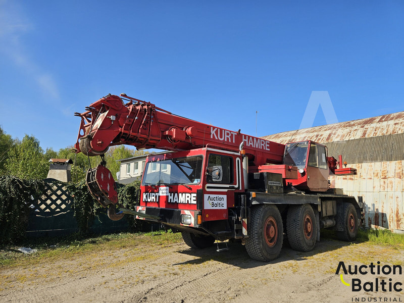 Liebherr LTM 1045 - رافعة لجميع التضاريس: صورة 1 Liebherr LTM 1045 - رافعة لجميع التضاريس: صورة 1