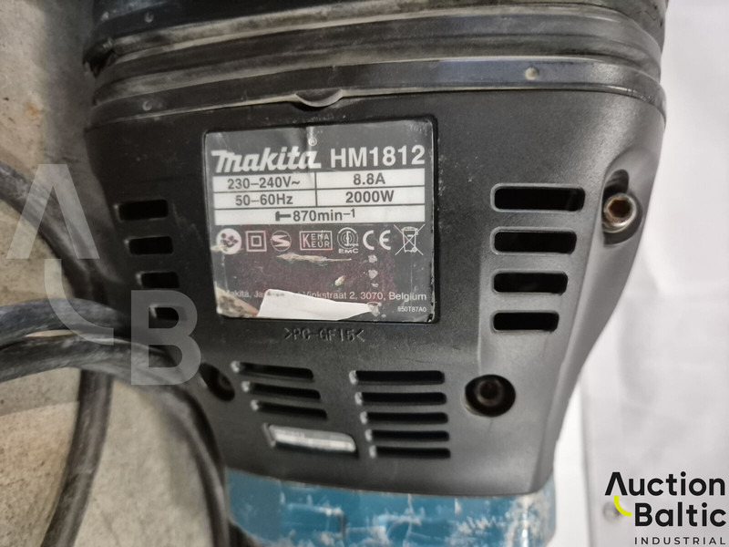 Makita HM1812 - آلات البناء: صورة 5 Makita HM1812 - آلات البناء: صورة 5