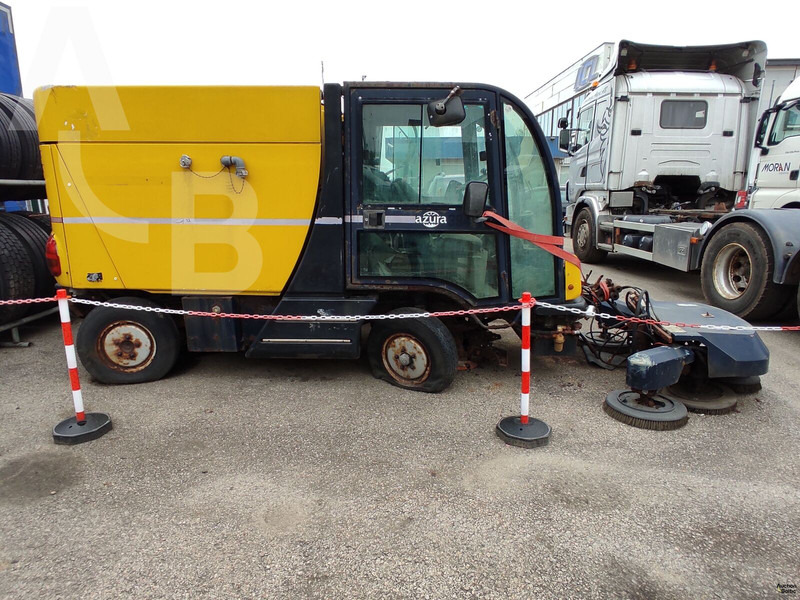 Mathieu Azura - سياره كنس شوارع: صورة 4 Mathieu Azura - سياره كنس شوارع: صورة 4