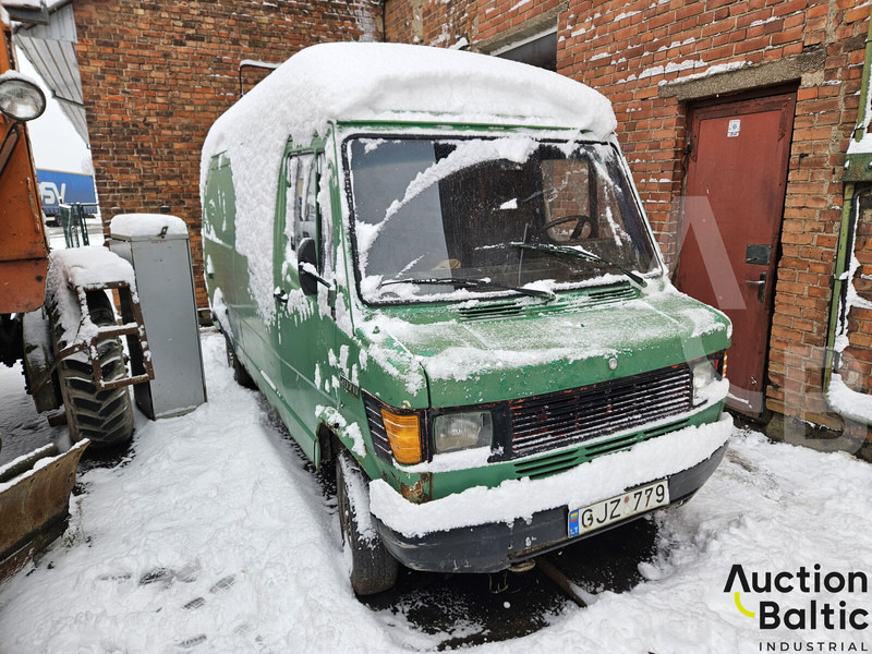 Mercedes-Benz 207D - فان المدمجة: صورة 2 Mercedes-Benz 207D - فان المدمجة: صورة 2