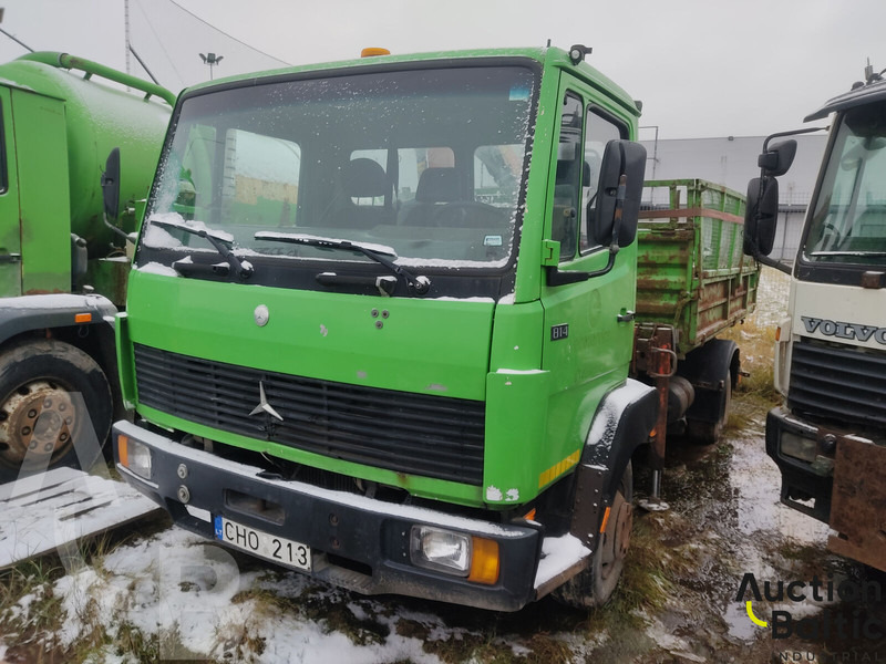 Mercedes-Benz 814 - شاحنة قلاب, شاحنة كرين: صورة 2 Mercedes-Benz 814 - شاحنة قلاب, شاحنة كرين: صورة 2