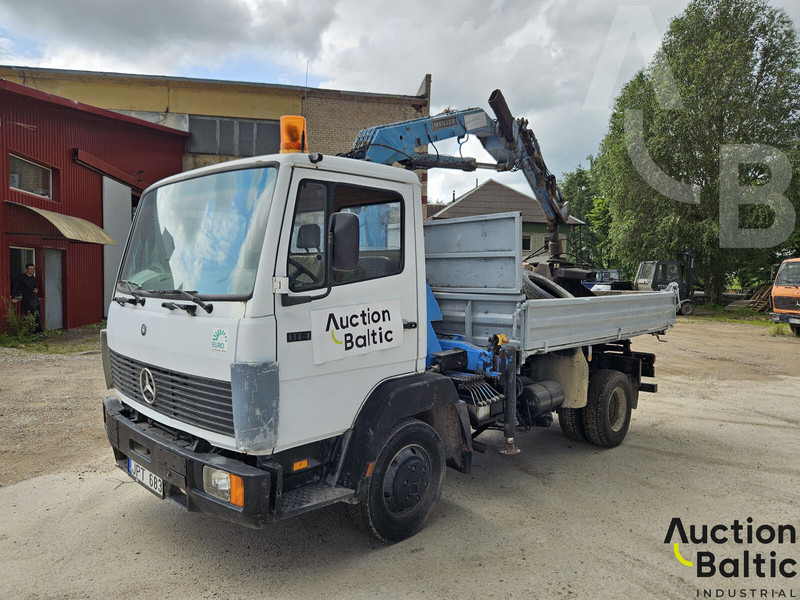 Mercedes-Benz 817 - شاحنة قلاب: صورة 1 Mercedes-Benz 817 - شاحنة قلاب: صورة 1
