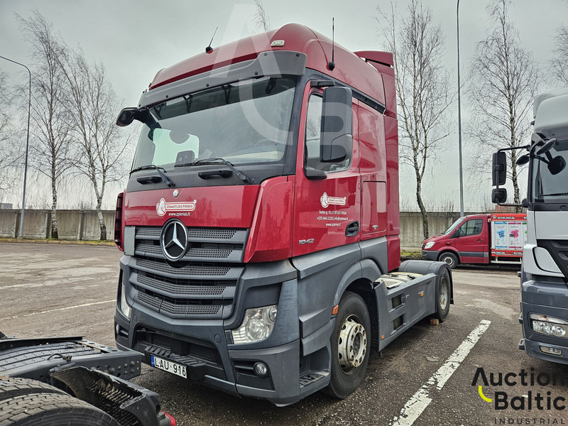Mercedes-Benz Actros 1842 - وحدة جر: صورة 1 Mercedes-Benz Actros 1842 - وحدة جر: صورة 1