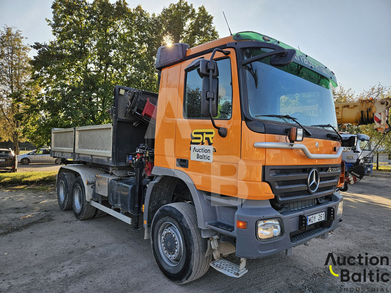 Mercedes-Benz Actros 1844 - شاحنة قلاب, شاحنة كرين: صورة 1 Mercedes-Benz Actros 1844 - شاحنة قلاب, شاحنة كرين: صورة 1