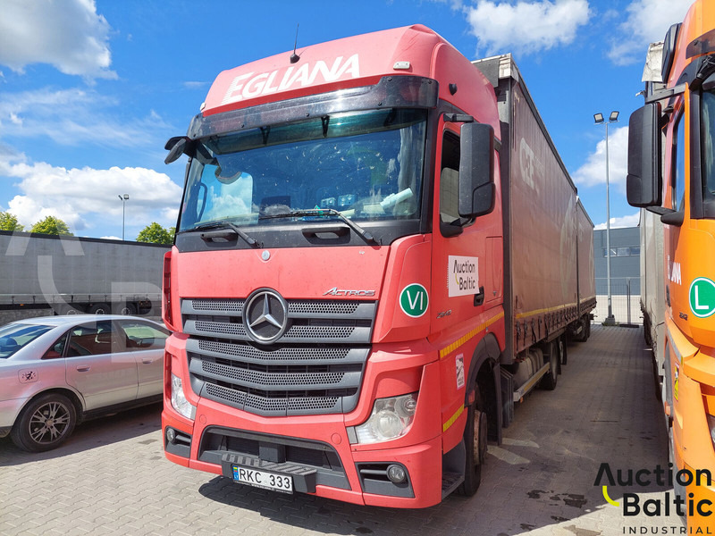 Mercedes-Benz Actros 2542 L - شاحنة ستارة: صورة 2 Mercedes-Benz Actros 2542 L - شاحنة ستارة: صورة 2