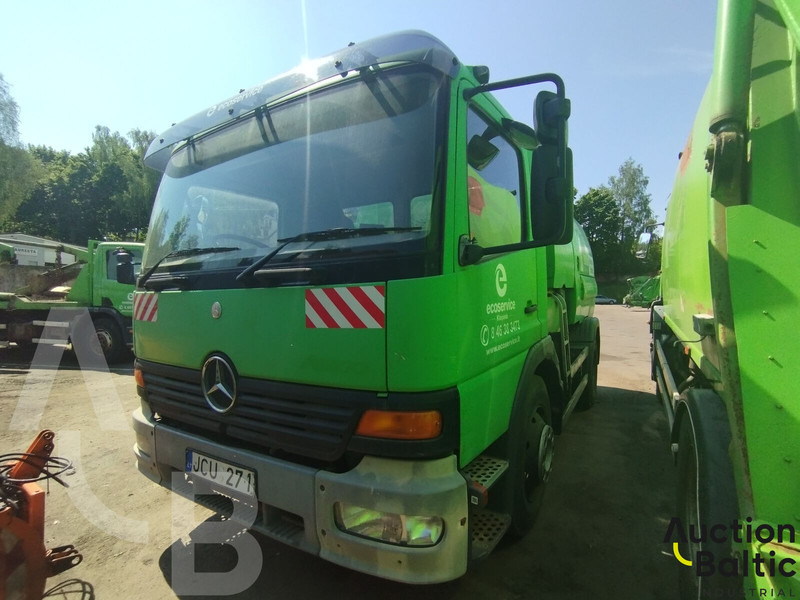 Mercedes-Benz Atego 1318 - سياره كنس شوارع: صورة 2 Mercedes-Benz Atego 1318 - سياره كنس شوارع: صورة 2