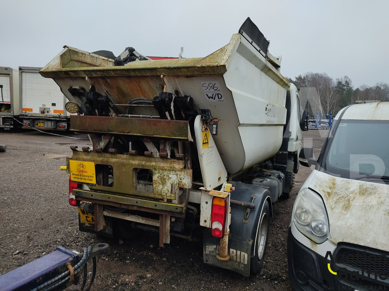 Mitsubishi Fuso - شاحنة النفايات: صورة 3 Mitsubishi Fuso - شاحنة النفايات: صورة 3