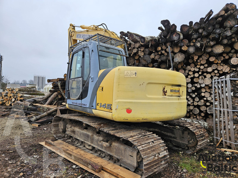 New Holland E 145 - حفار زحاف: صورة 4 New Holland E 145 - حفار زحاف: صورة 4