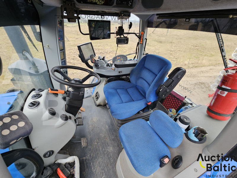 New Holland T 8.410 - جرار: صورة 4 New Holland T 8.410 - جرار: صورة 4