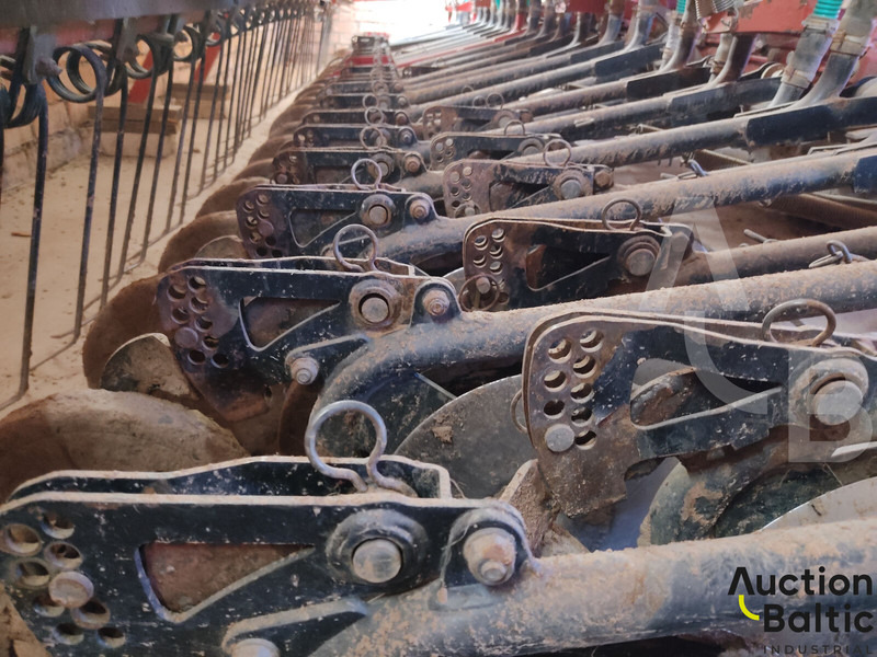 PNEUSEJ 6MV48 - آلة البذار متعددة الوظائف: صورة 5 PNEUSEJ 6MV48 - آلة البذار متعددة الوظائف: صورة 5