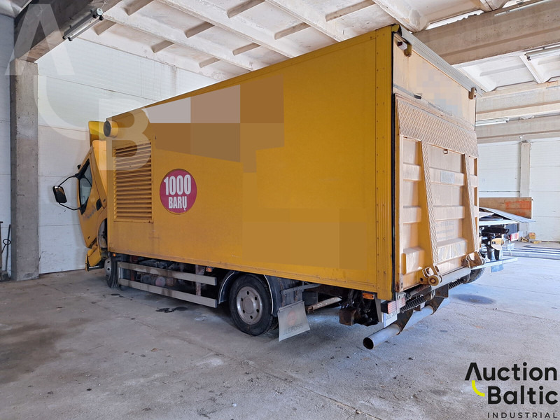 Renault Midlum 180.08 - شاحنة الشفط: صورة 4 Renault Midlum 180.08 - شاحنة الشفط: صورة 4