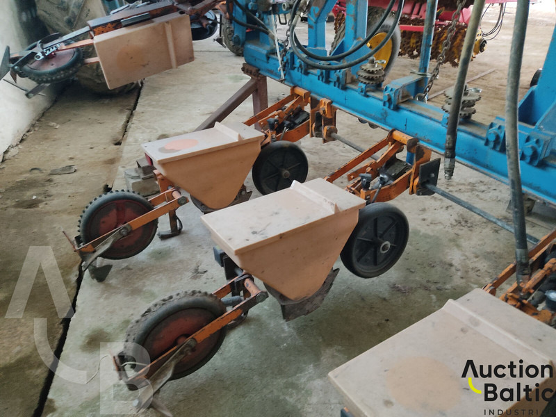 Schmotzer UD2000 - آلة نثر البذور الدقيقة: صورة 5 Schmotzer UD2000 - آلة نثر البذور الدقيقة: صورة 5