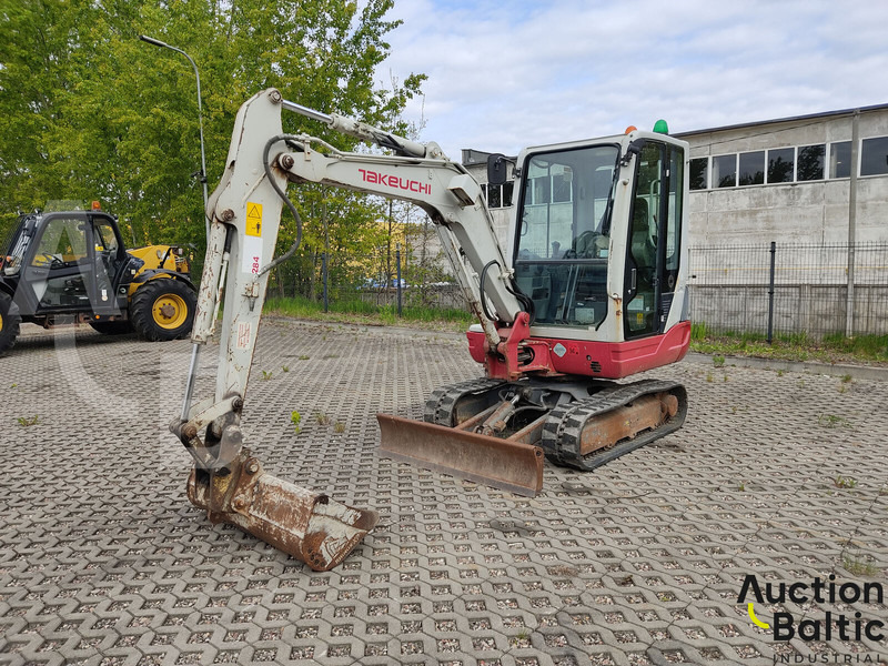 Takeuchi TB228 - حفارة مُصَّغرة: صورة 1 Takeuchi TB228 - حفارة مُصَّغرة: صورة 1