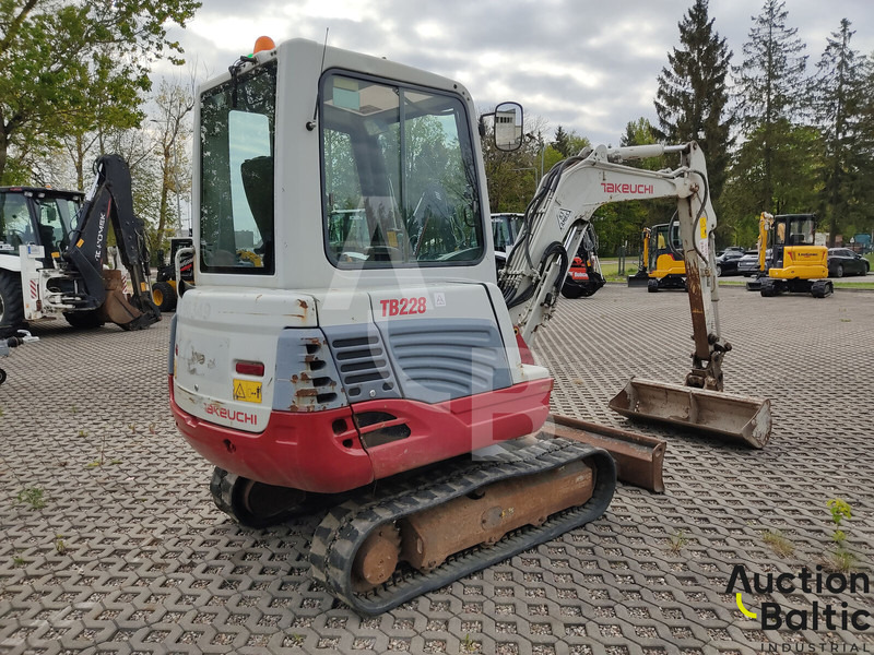 Takeuchi TB228 - حفارة مُصَّغرة: صورة 5 Takeuchi TB228 - حفارة مُصَّغرة: صورة 5