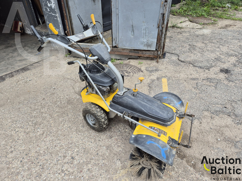 Texas Smart Sweep 800 - سياره كنس شوارع: صورة 2 Texas Smart Sweep 800 - سياره كنس شوارع: صورة 2