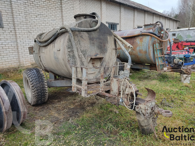 Trailer - tank - مقطورة قلاب: صورة 2 Trailer - tank - مقطورة قلاب: صورة 2